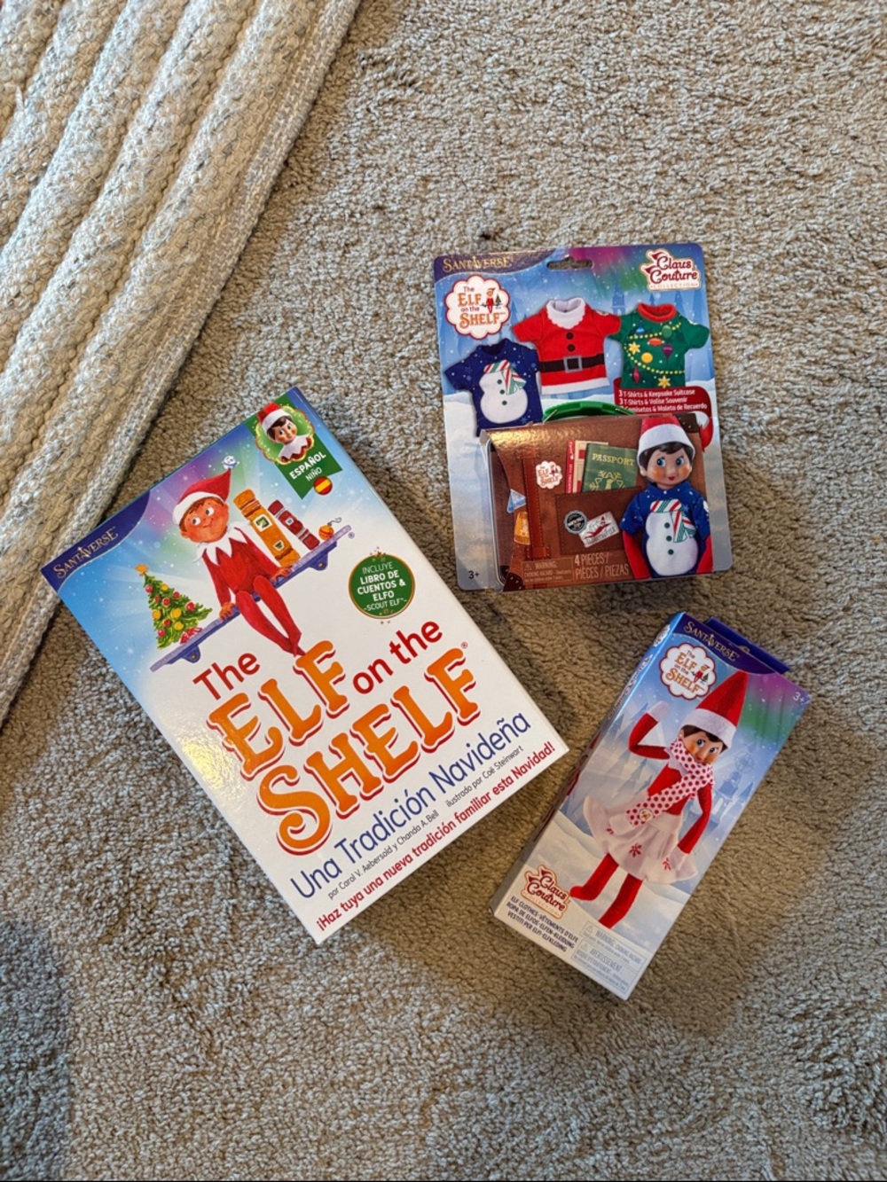 The Elf on the Shelf Holiday Tradition Set - Red/White Elf Outfit